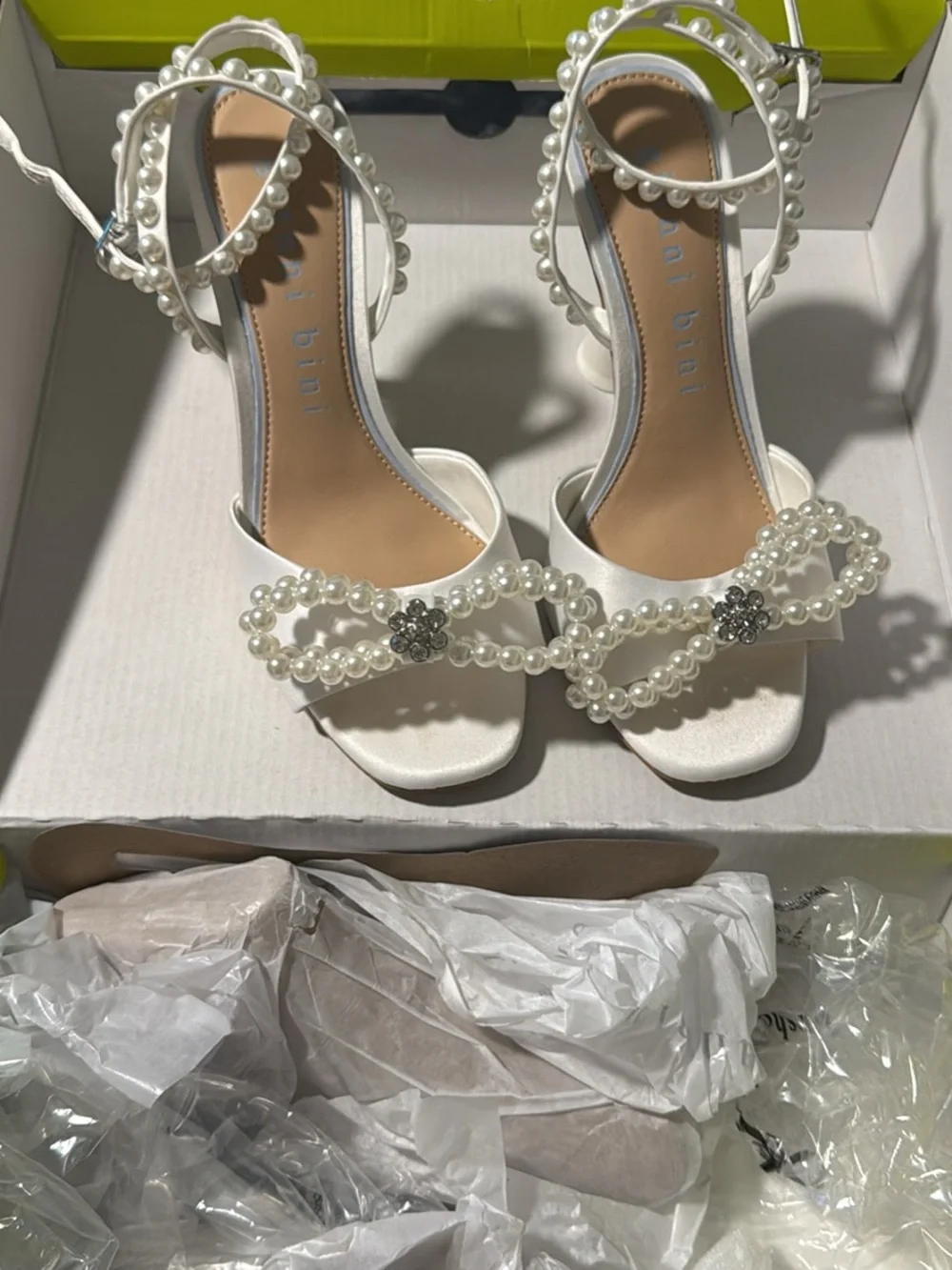 Gianni Bini White Pearl Bow Slingback Heels